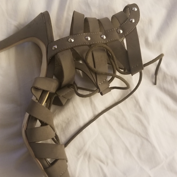 Shoes - Picture 3 of 3